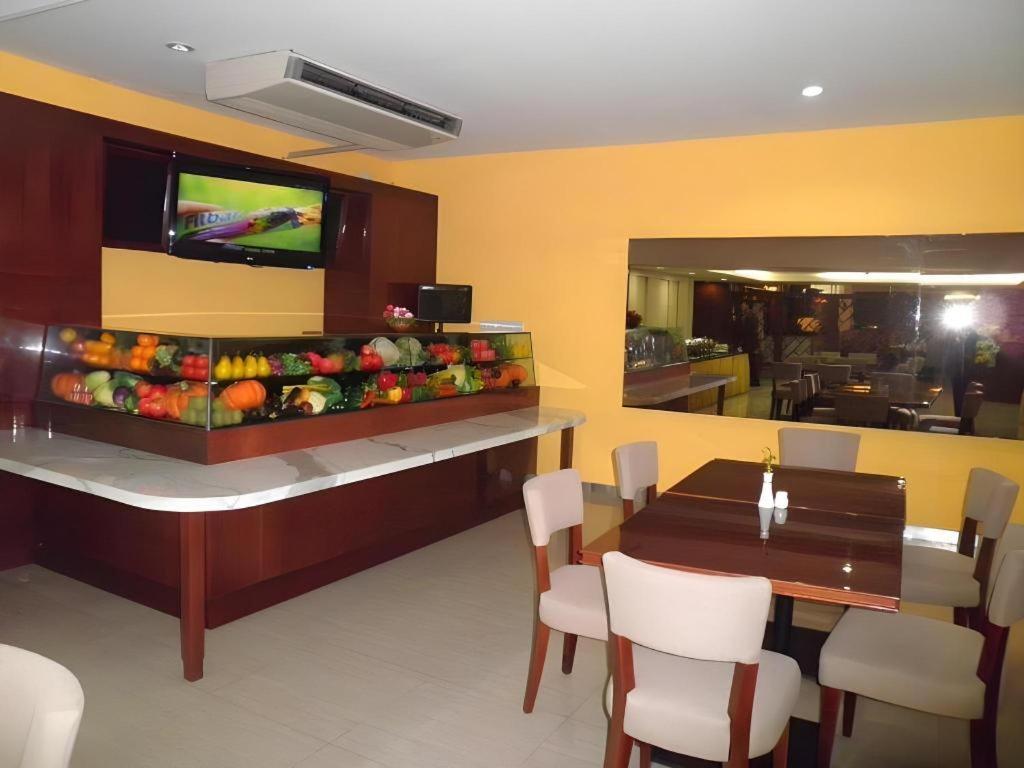 Sofyan Hotel Cut Meutia Jakarta Luaran gambar