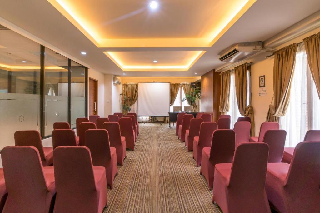 Sofyan Hotel Cut Meutia Jakarta Luaran gambar